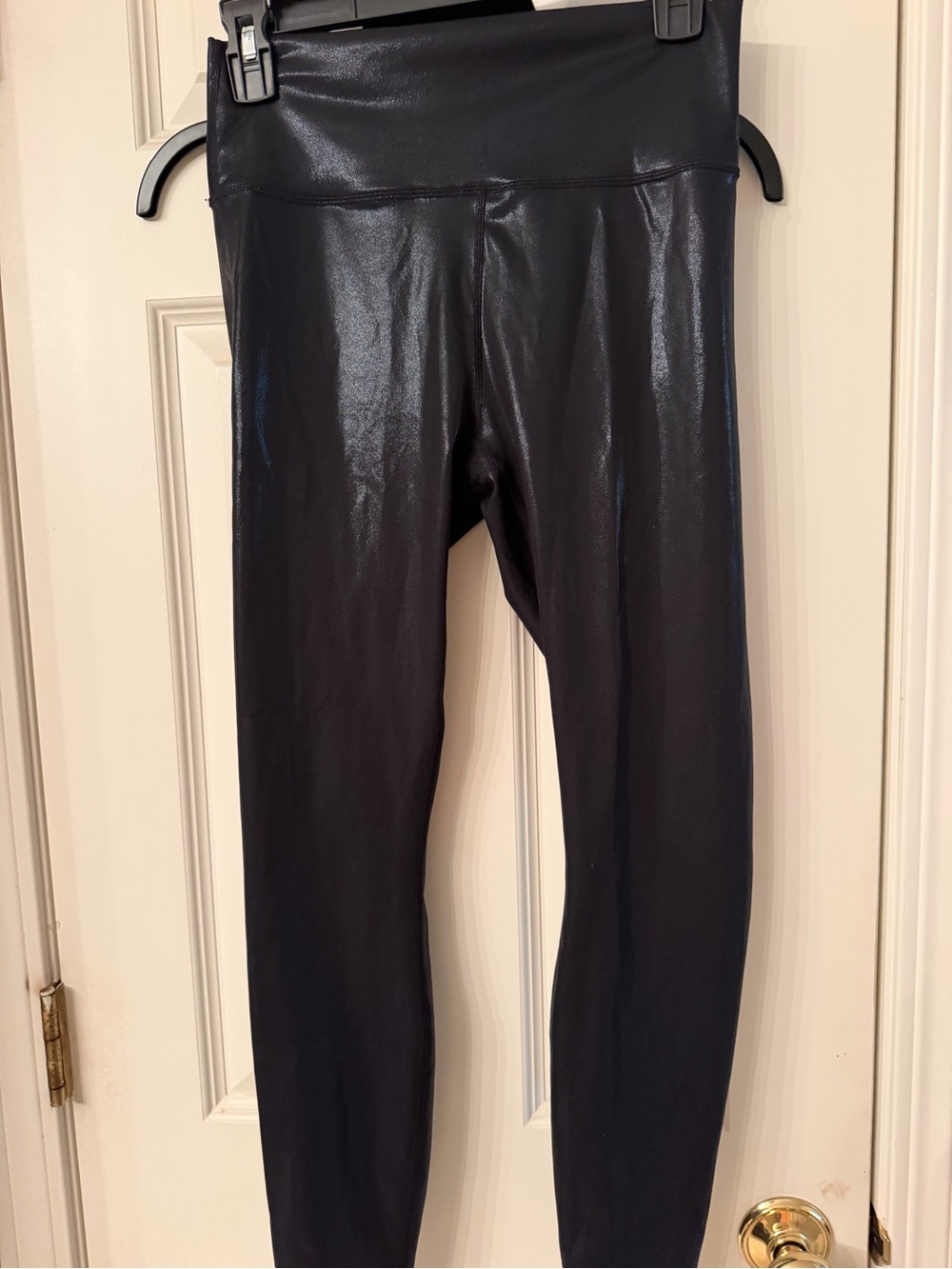 Fabletics Motion 365 Shiny Black High-Rise Leggings 7/8 medium
